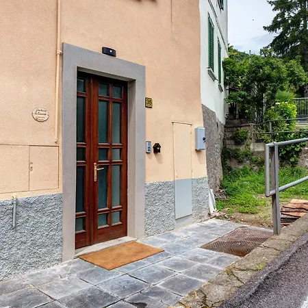 Le Lavande Castro (Lombardy)